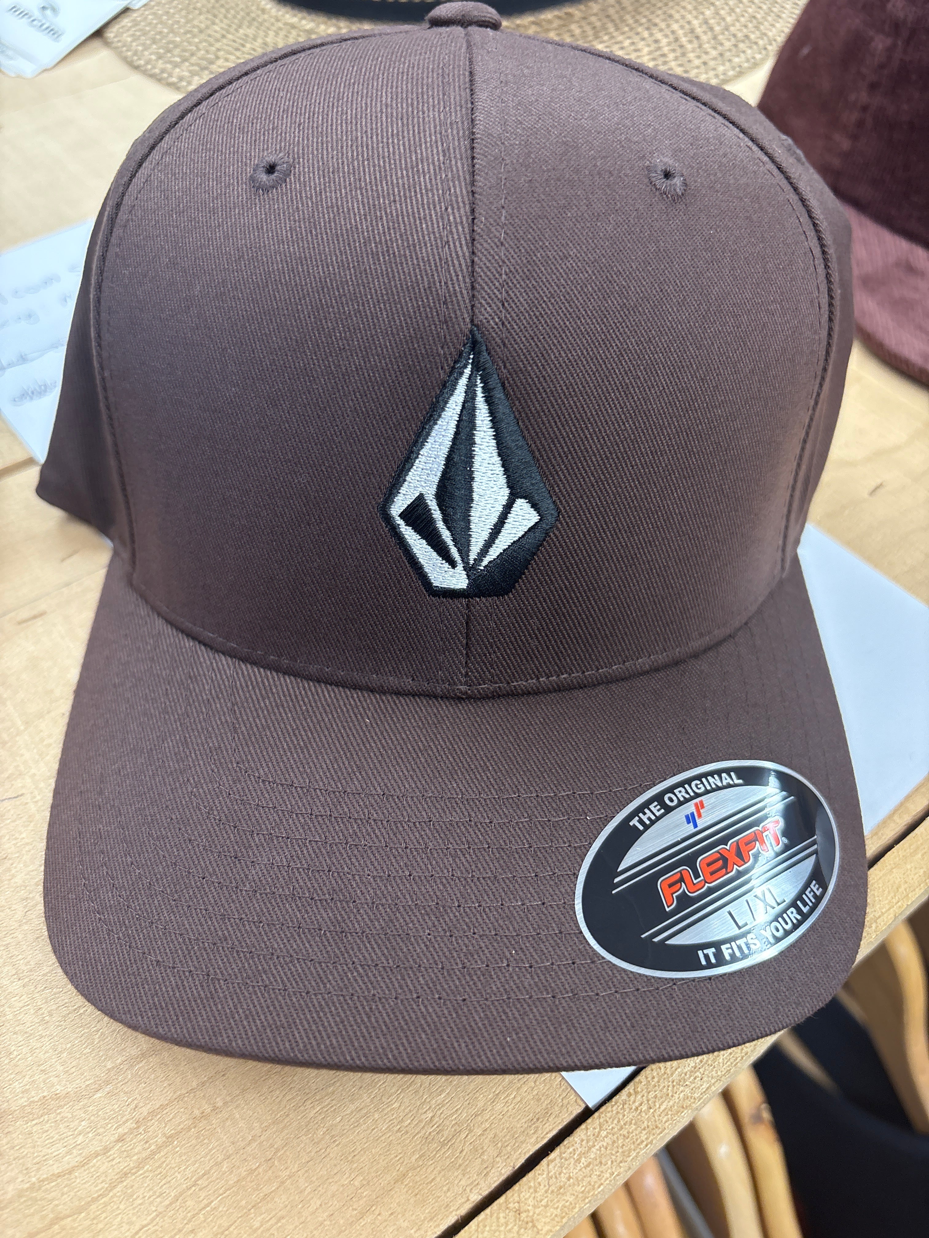 Volcom stone flex fit hat