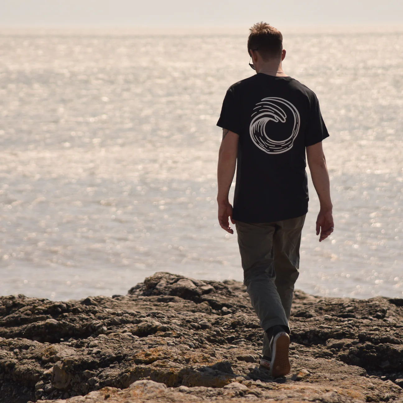 Back of the kosin big wave tee in black