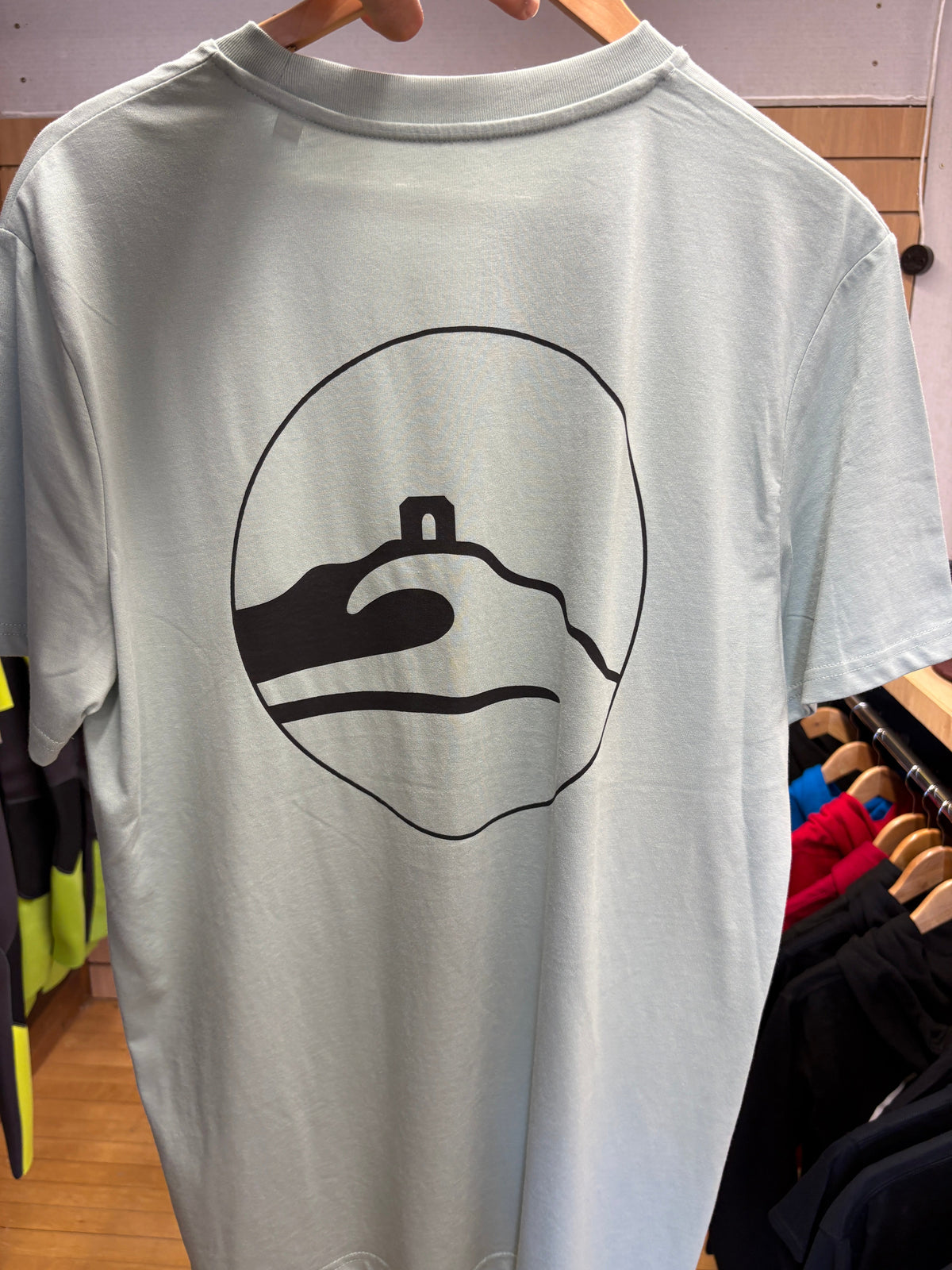 Adventure Bay Surf Shop round logo T-shirt