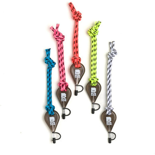 Bulldog fin key and surfboard leash string