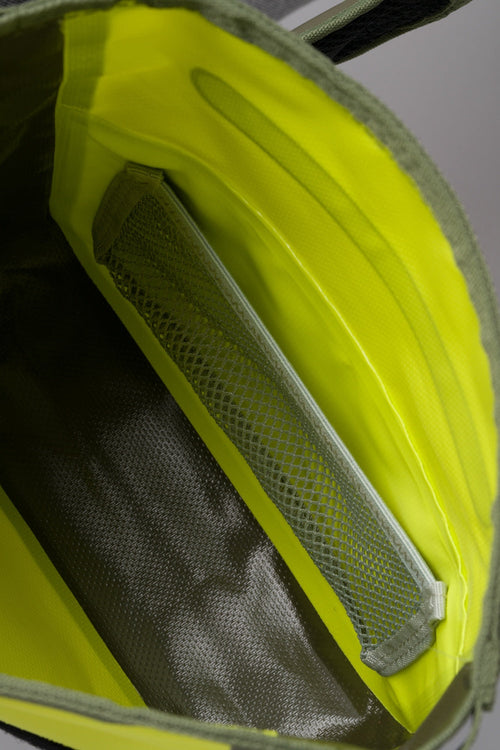C-Skins Session 2L dry bag waist pack detail