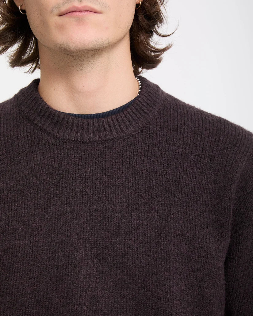 Volcom Edmonder II Sweater in Raisin, close-up detail