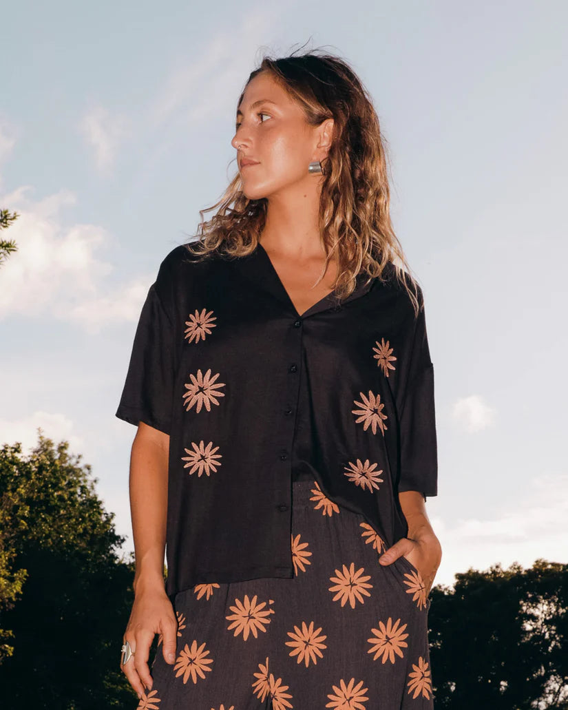 Volcom Women’s Midnite Ramble Shirt, product view 1