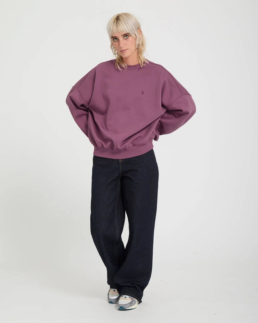 Volcom Women’s Sto’n Crew in Orchid, full model pose